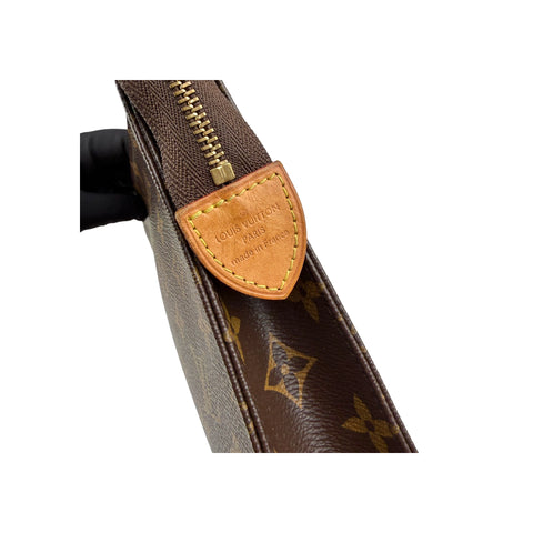 Louis Vuitton Toiletry Pouch 26 in Monogram, Canvas
