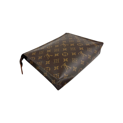 Louis Vuitton Toiletry Pouch 26 in Monogram, Canvas