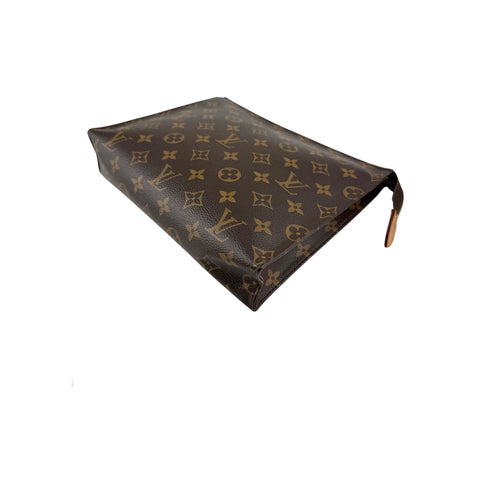 Louis Vuitton Toiletry Pouch 26 in Monogram, Canvas