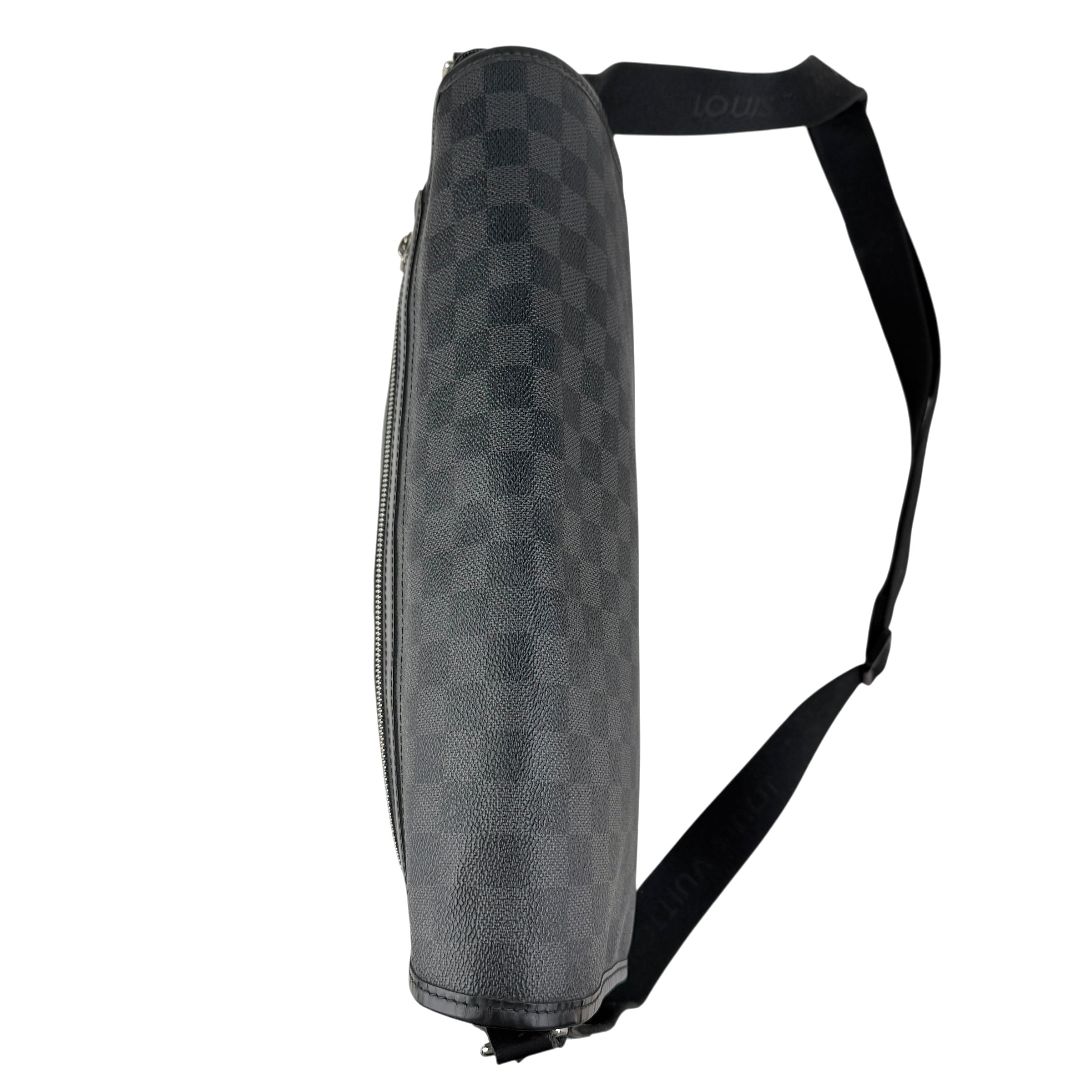 louis vuitton daniel messenger bag top