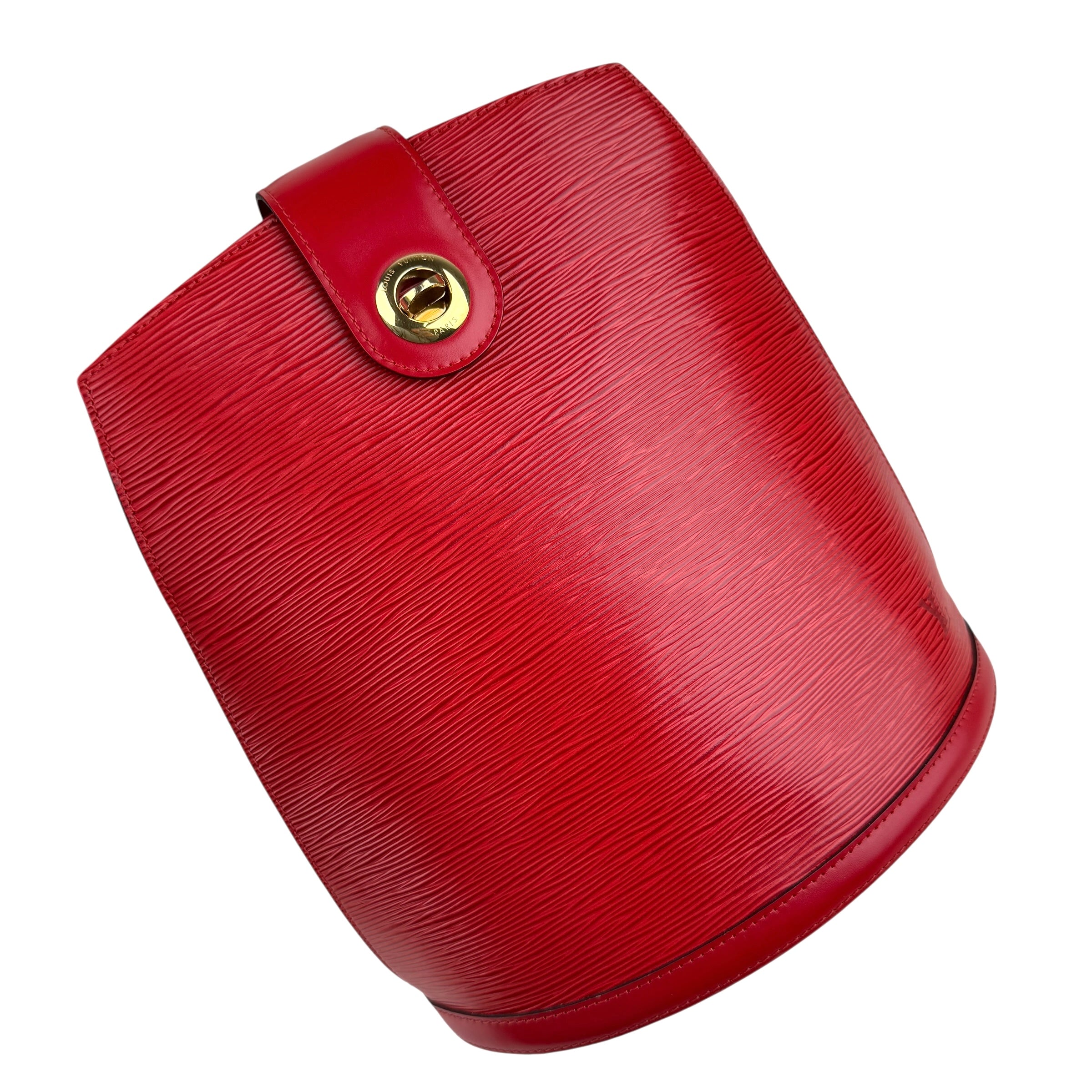 louis vuitton epi cluny shoulder bag red left front 45