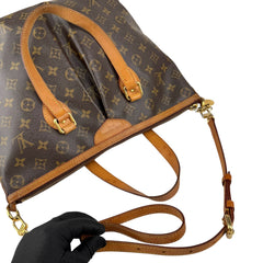 louis vuitton monogram canvas palermo bag handle detail